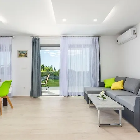 Blue Sea ポレッチ