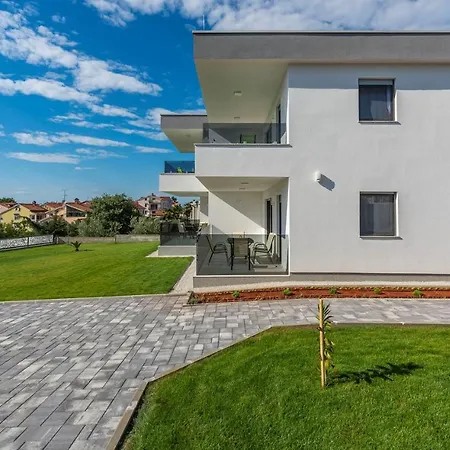 Blue Sea ポレッチ