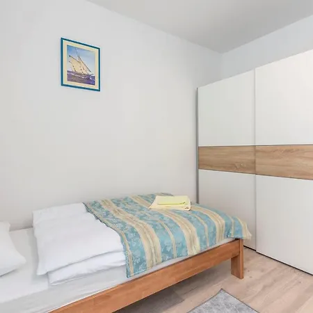 Blue Sea 4* بوريتش