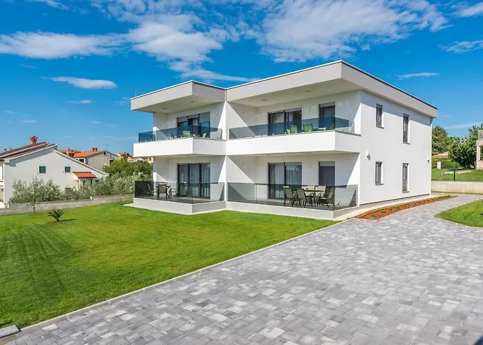 בית הארחה Blue Sea פורץ