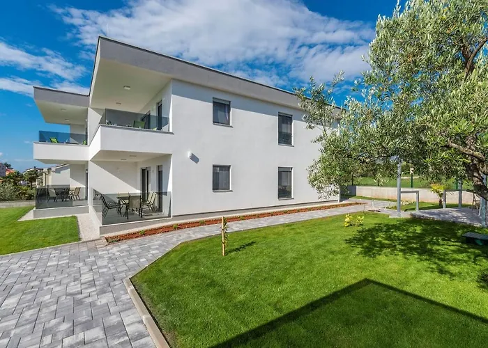 Blue Sea 4* פורץ